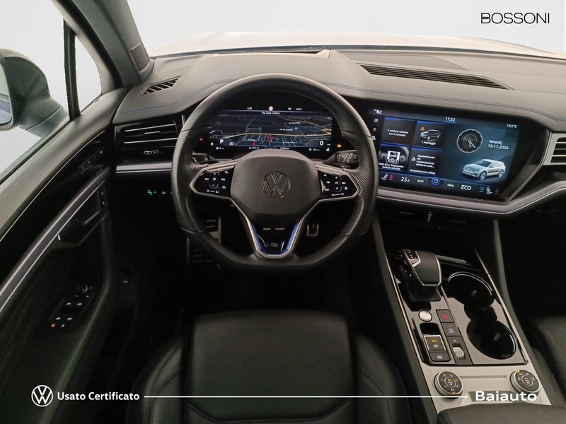 7 - Volkswagen Touareg 3.0 v6 tsi ehybrid r 4motion tiptronic