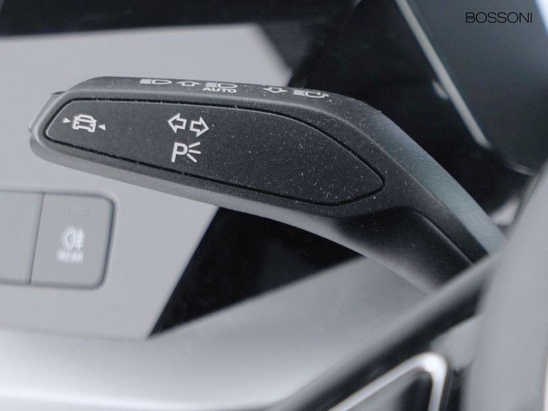 25 - Audi A3 sportback 30 2.0 tdi