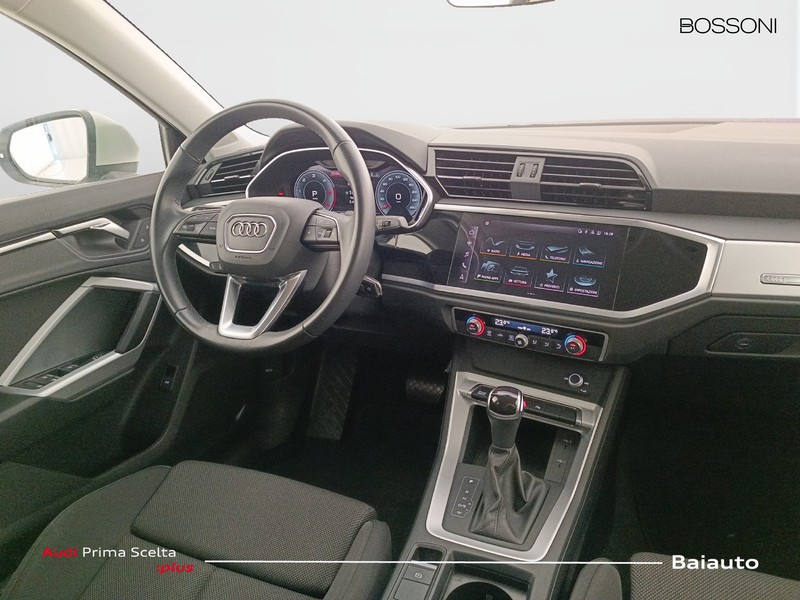 7 - Audi Q3 sportback 35 2.0 tdi s line edition s tronic