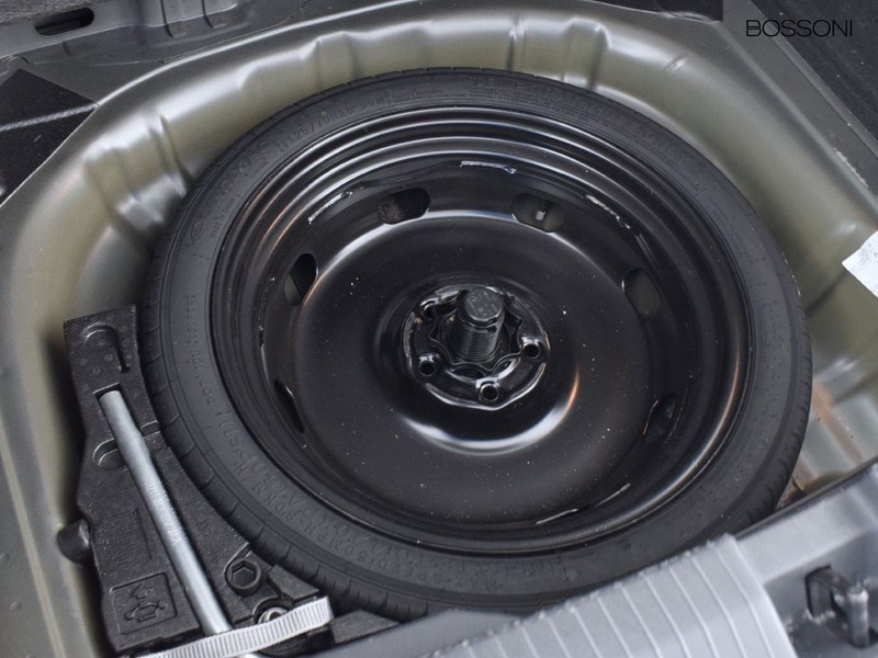 31 - Volkswagen T-Roc 1.0 tsi 110cv style