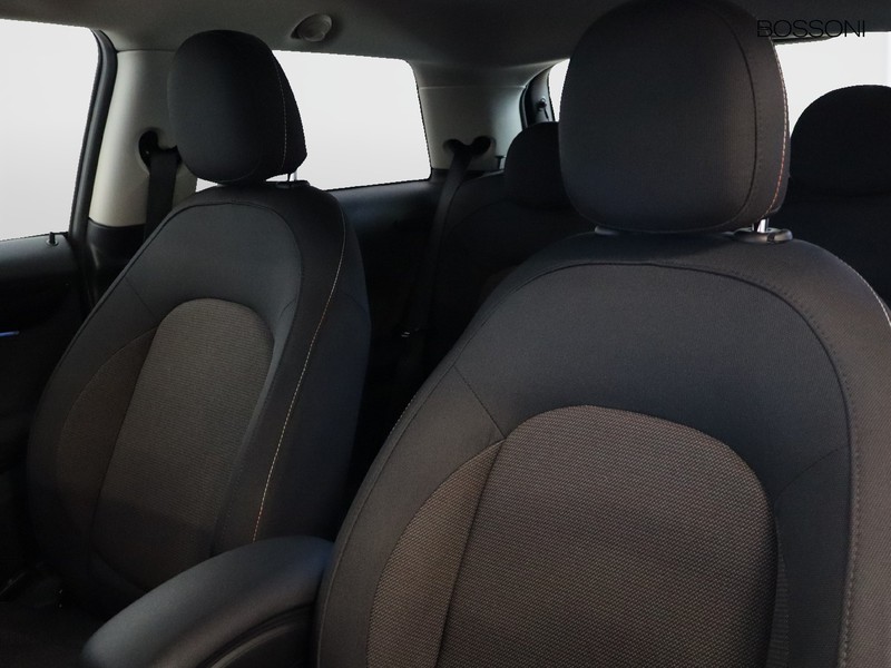 7 - Mini One 3 porte 1.5 twin power turbo 75cv essential