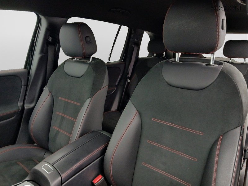 7 - Mercedes GLB 180 amg line advanced plus 7g-dct