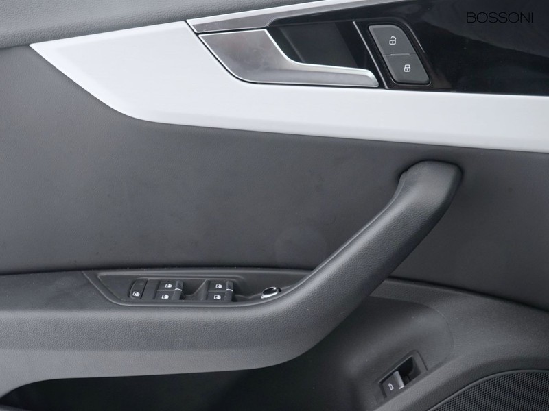 13 - Audi A5 sportback 40 2.0 tdi mhev 204cv s line edition quattro s tronic