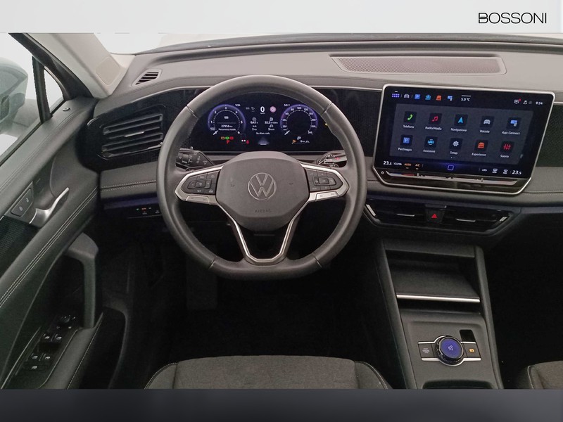7 - Volkswagen Tiguan 2.0 tdi scr 150cv life dsg