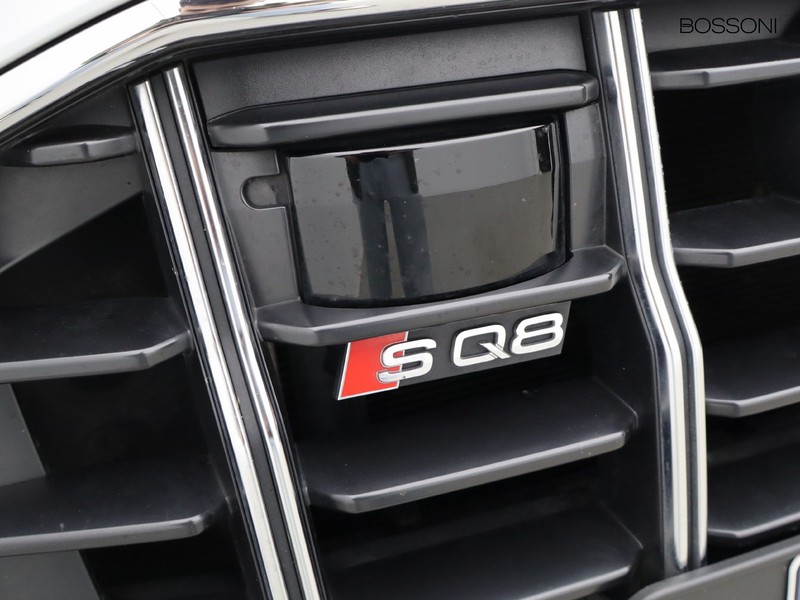 19 - Audi SQ8 s4.0 v8 tfsi quattro tiptronic