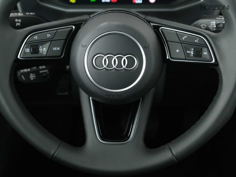 7 - Audi A1 allstreet 30 1.0 tfsi 116cv business s tronic