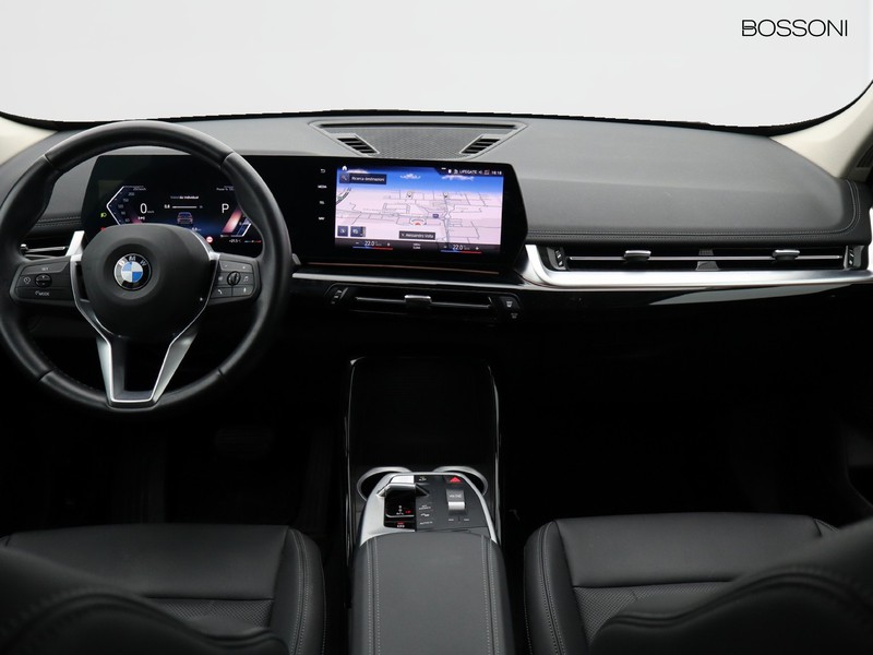 13 - BMW X1 20d mild hybrid 48v xdrive x-line dct