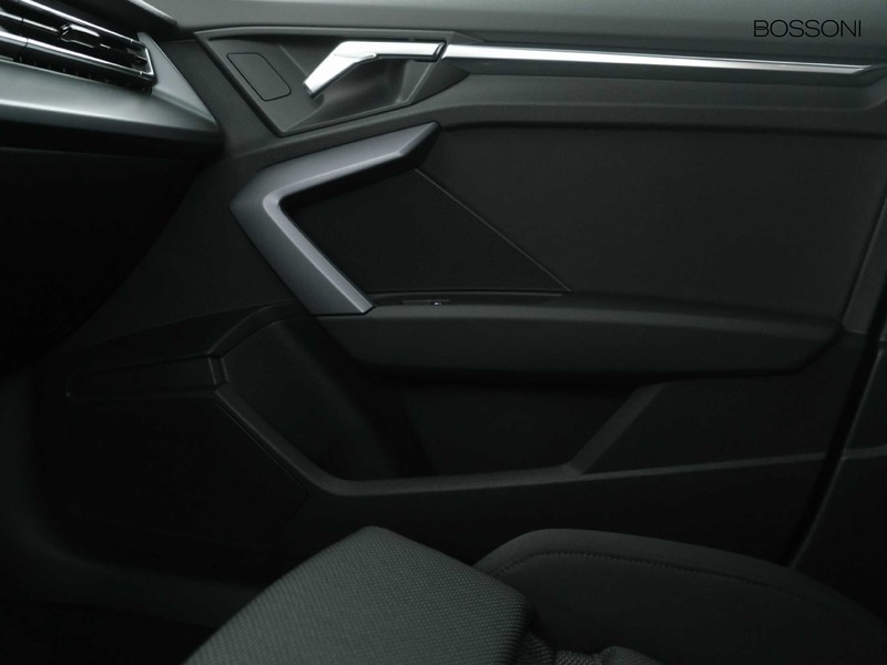 13 - Audi A3 allstreet 1.5 tfsi mhev 48v 150cv business