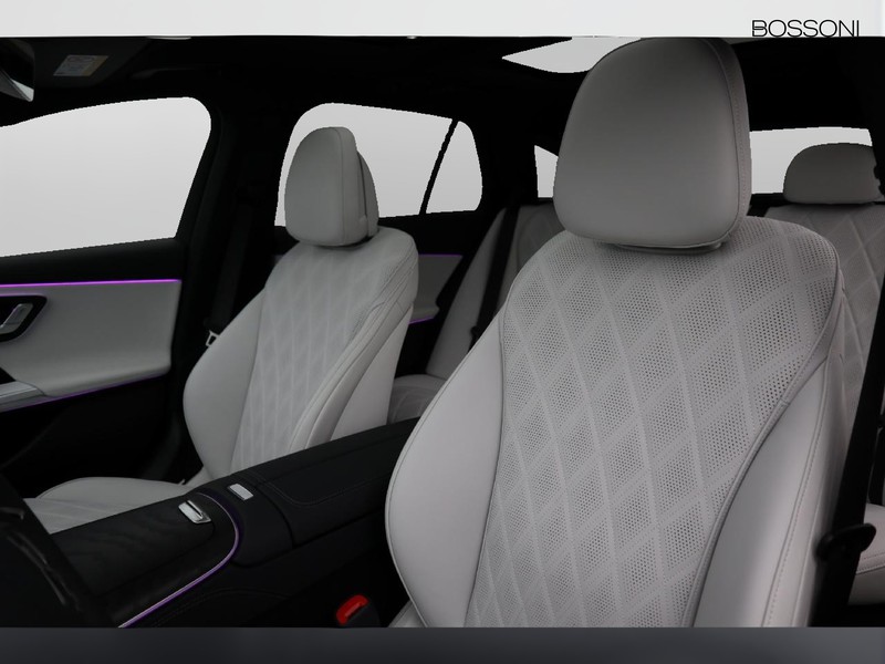 7 - Mercedes Classe E station wagon 220 d amg line premium 4matic 9g-tronic