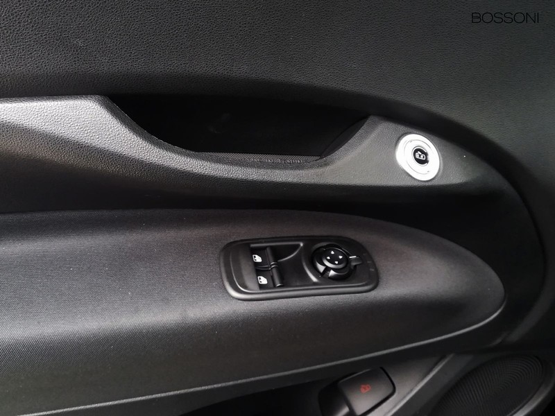 19 - Fiat 500 500e 42 kwh entry pack tech