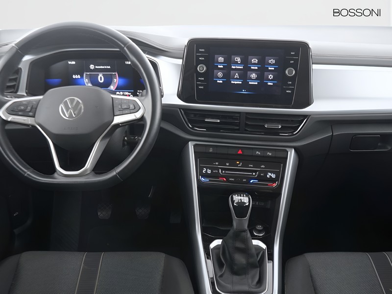 7 - Volkswagen T-Roc 1.0 tsi 110cv life