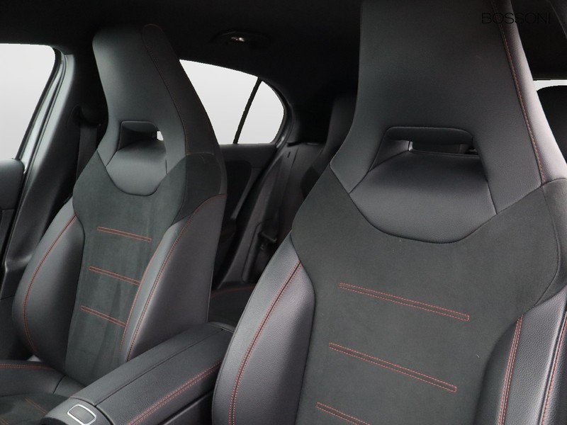 7 - Mercedes Classe A 200 d premium 4matic 8g-dct