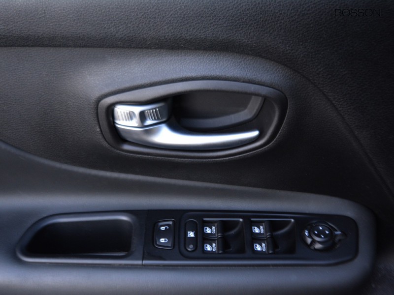 13 - Jeep Renegade 1.0 t3 limited 2wd