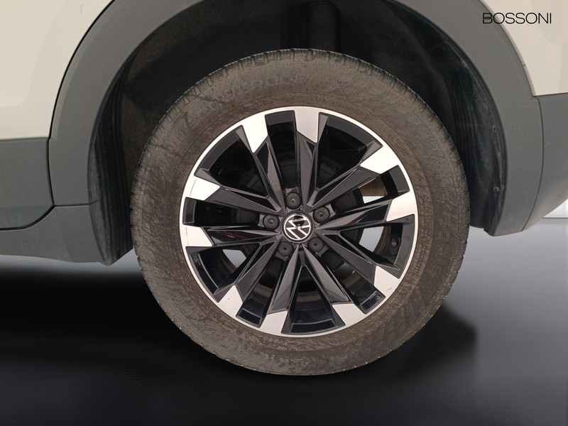 25 - Volkswagen T-Cross 1.0 tsi 95cv style