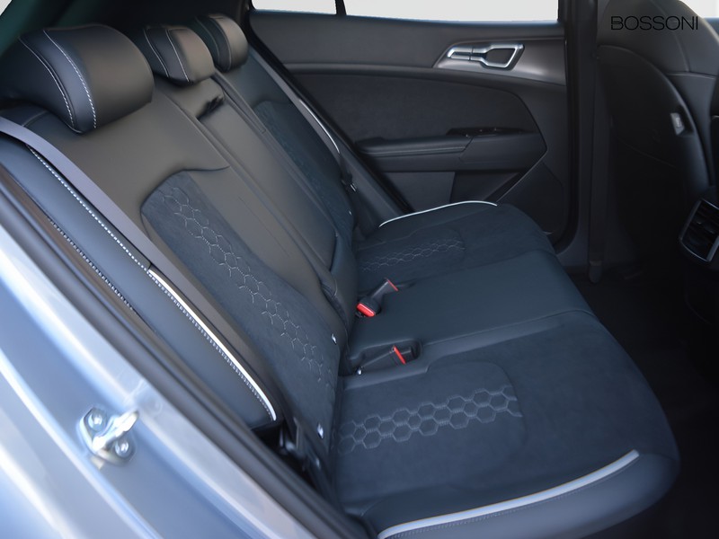 7 - Kia Sportage 1.6 t-gdi phev 245cv gt-line sunroof pack awd at6