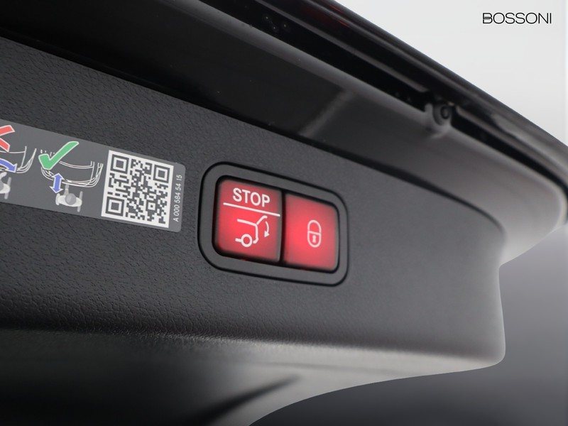 19 - Mercedes Classe E station wagon all-terrain 450 d premium plus 4matic 9g-tronic