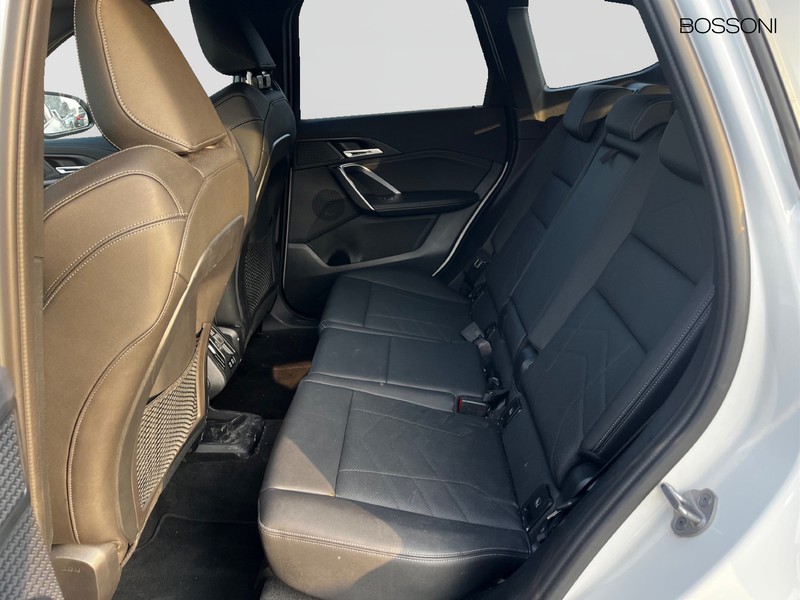 13 - BMW X1 18d sdrive msport dct