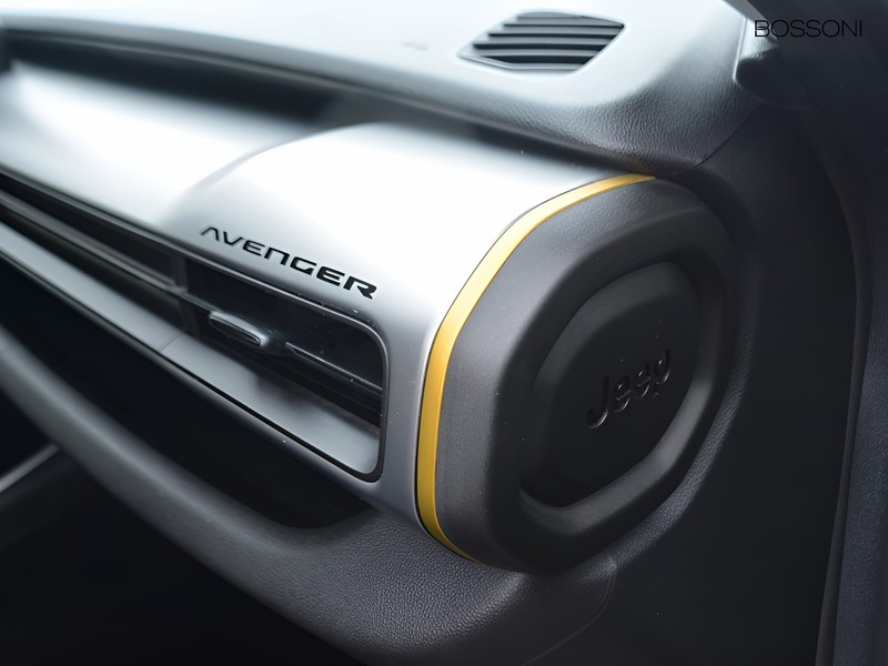 19 - Jeep Avenger 1.2 turbo 100cv altitude fwd