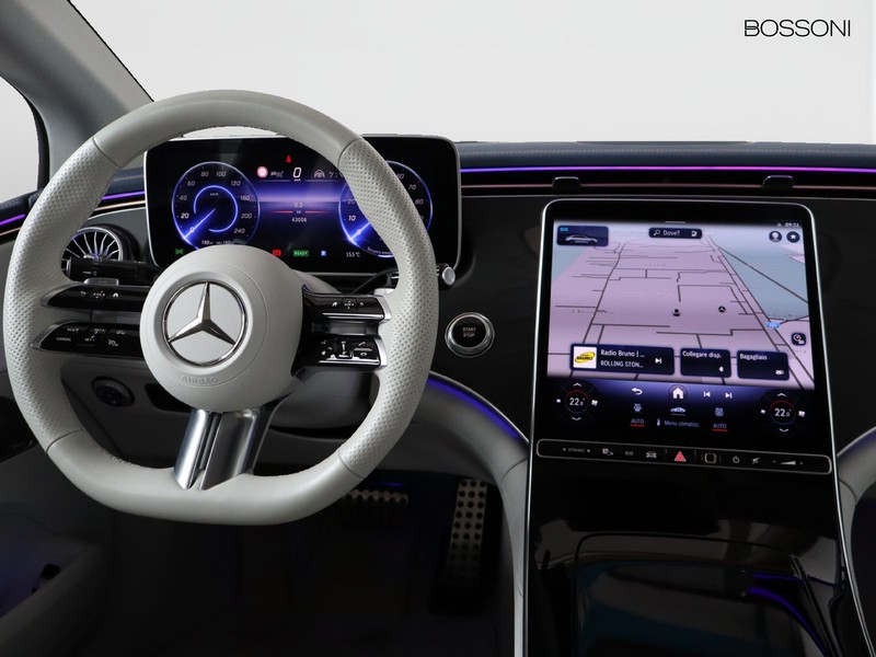 13 - Mercedes EQE 350 premium plus 4matic