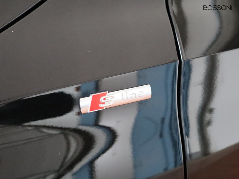 19 - Audi A3 sportback 1.5 tfsi mhev 116cv s line edition