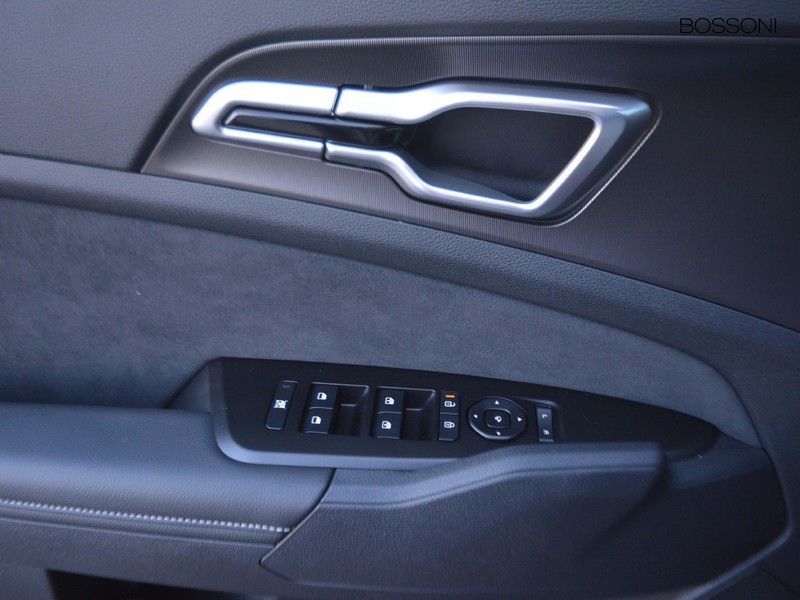 13 - Kia Sportage 1.6 t-gdi hev gt-line 2wd at6