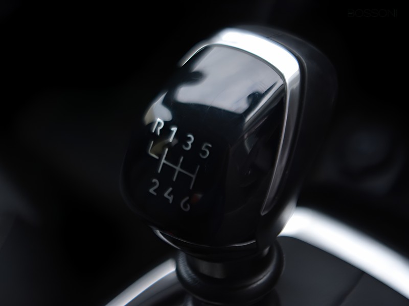 19 - Peugeot 208 1.2 puretech 100cv allure s&s