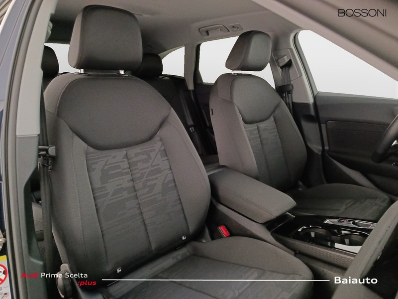 19 - Audi A5 avant 2.0 tdi mhev+ 204cv business advanced