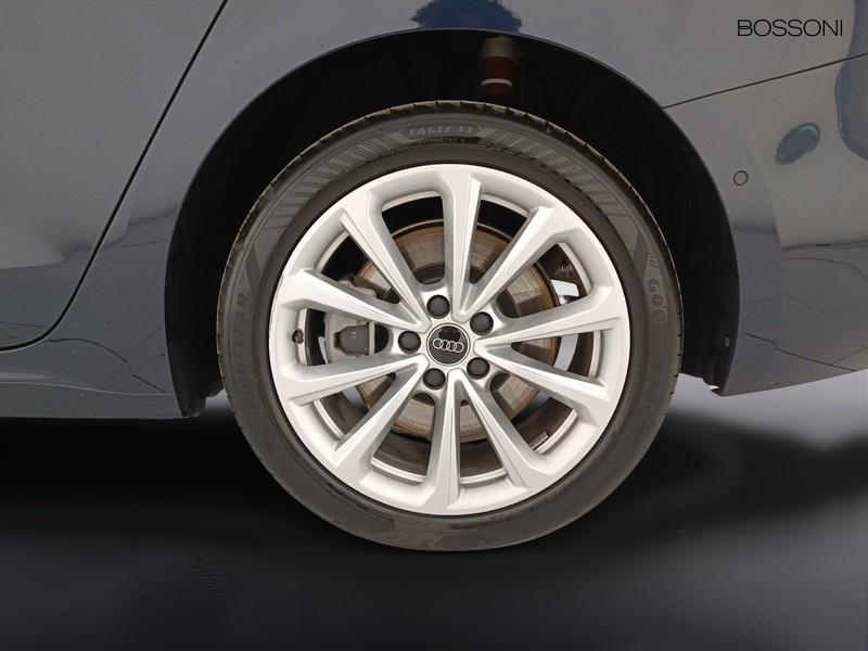 25 - Audi A5 avant 2.0 tdi mhev+ 204cv business advanced