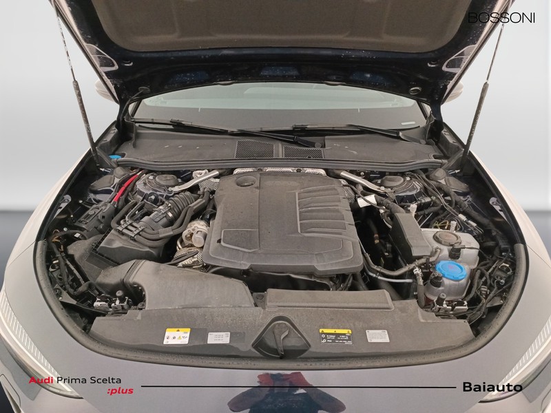 31 - Audi A5 avant 2.0 tdi mhev+ 204cv business advanced