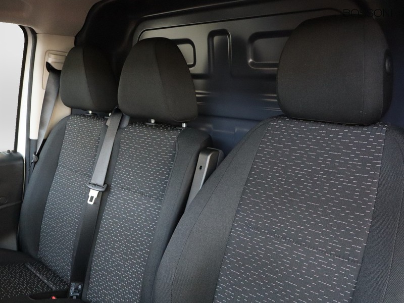 7 - Mercedes Vans Vito furgone 110 cdi long pro