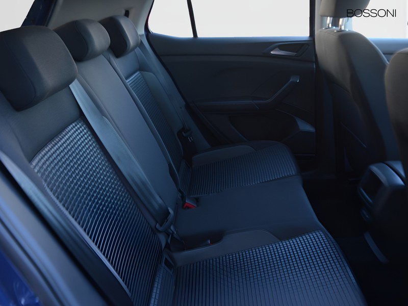 7 - Volkswagen T-Cross 1.0 tsi 95cv style