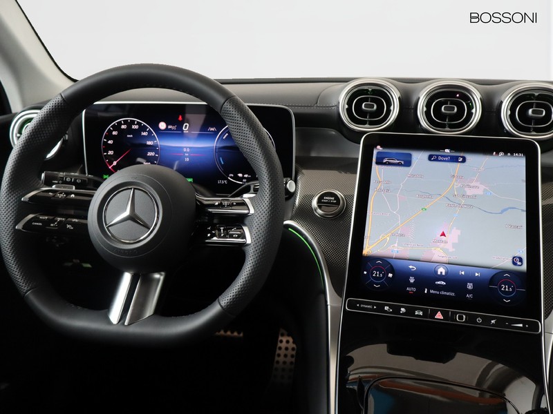 13 - Mercedes GLC suv 300 de plug in hybrid amg line premium tech 4matic 9g-tronic