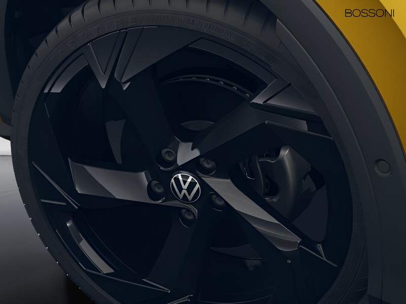 7 - Volkswagen T-Roc 1.5 etsi act 150cv r-line dsg