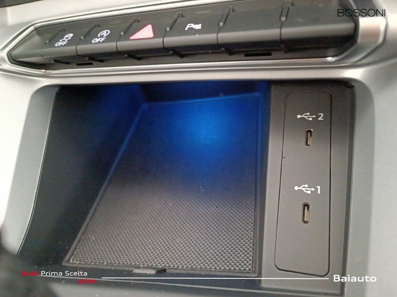 13 - Audi Q3 35 2.0 tdi business advanced s tronic