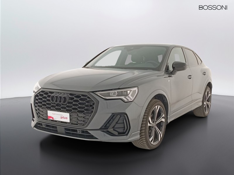 1 - Audi Q3 sportback 35 2.0 tdi identity black s tronic