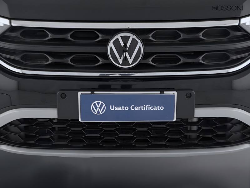 13 - Volkswagen T-Roc 2.0 tdi scr 150cv life dsg