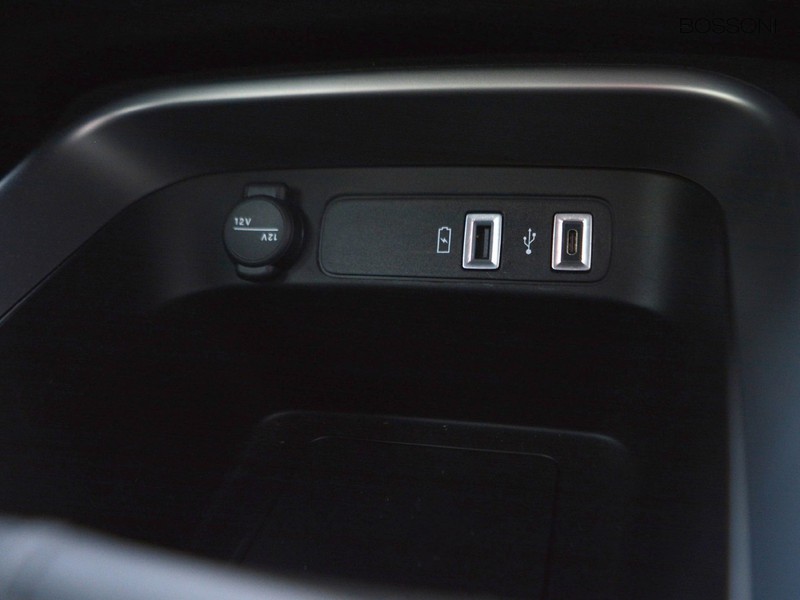 19 - Jeep Avenger 1.2 turbo 100cv altitude fwd