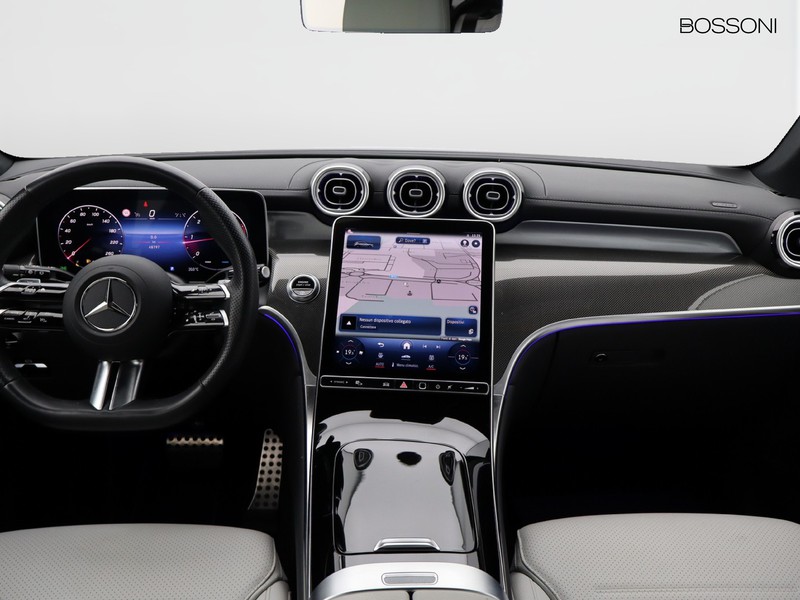 13 - Mercedes GLC suv 220 d amg line premium 4matic 9g-tronic