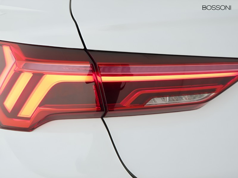 7 - Audi Q3 sportback 35 1.5 tfsi evo2 s line edition s tronic