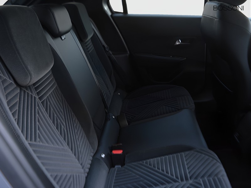 7 - Lancia Ypsilon 1.2 mhev 110cv lx e-dct