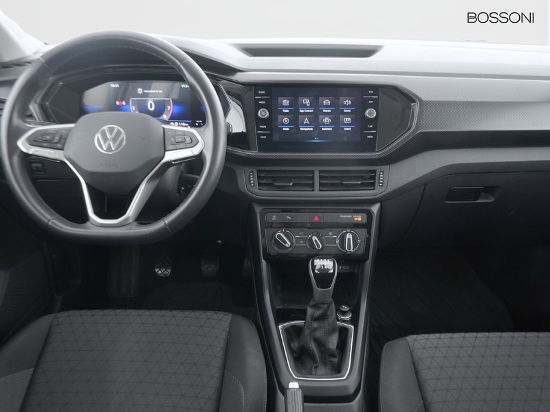 7 - Volkswagen T-Cross 1.0 tsi 95cv style