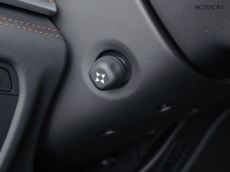 31 - Jeep Grand Cherokee 2.0 atx phev summit reserve 4xe auto