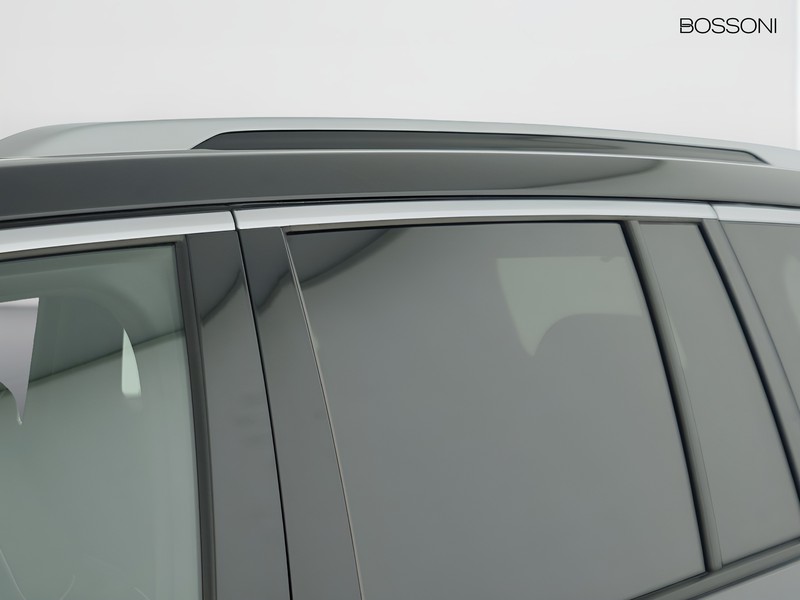 49 - Jeep Grand Cherokee 2.0 atx phev summit reserve 4xe auto