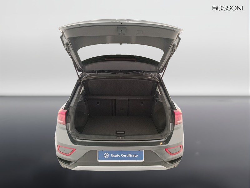 31 - Volkswagen T-Roc 2.0 tdi scr 115cv life