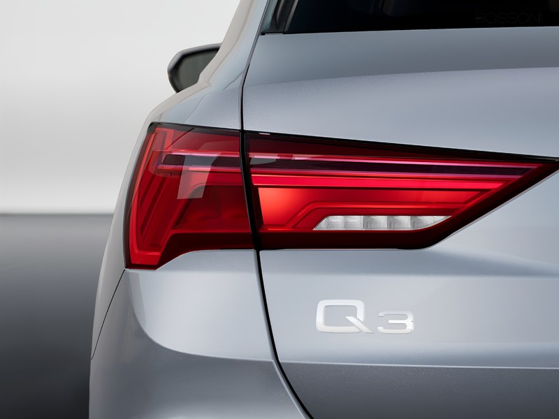 7 - Audi Q3 35 2.0 tdi business advanced s tronic