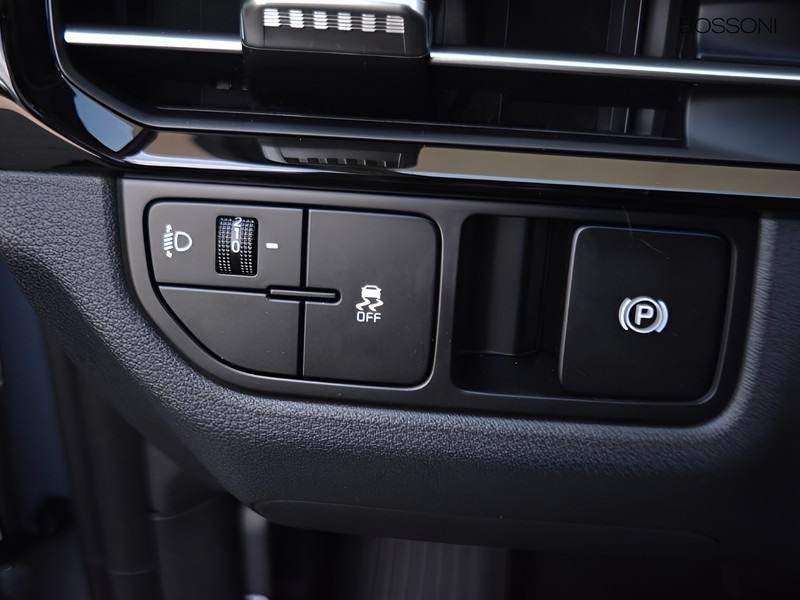 19 - Kia Sportage 1.6 crdi mhev business dct7