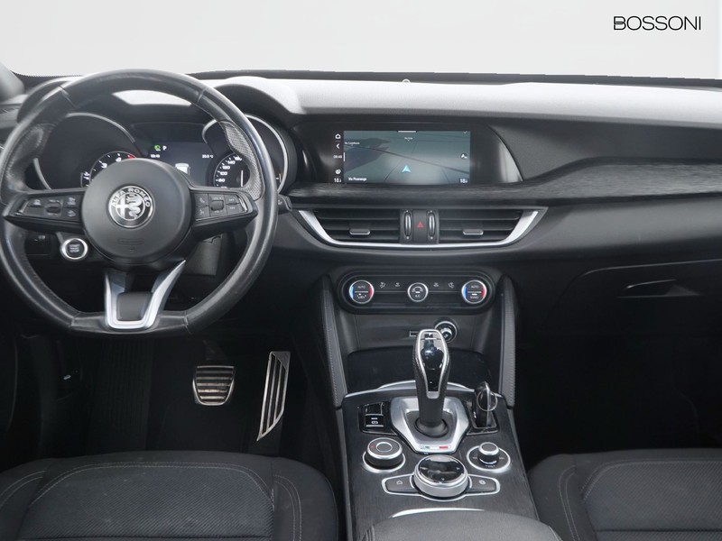 7 - Alfa Romeo Stelvio 2.2 turbo 160cv super business rwd at8