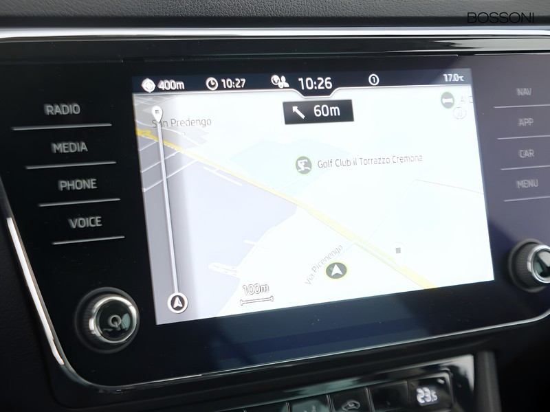 31 - Skoda Superb wagon 2.0 tdi evo scr 150cv style dsg