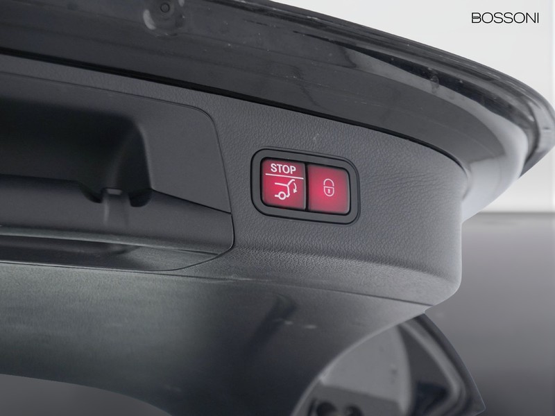 37 - Mercedes GLA 180 progressive advanced plus 7g-dct