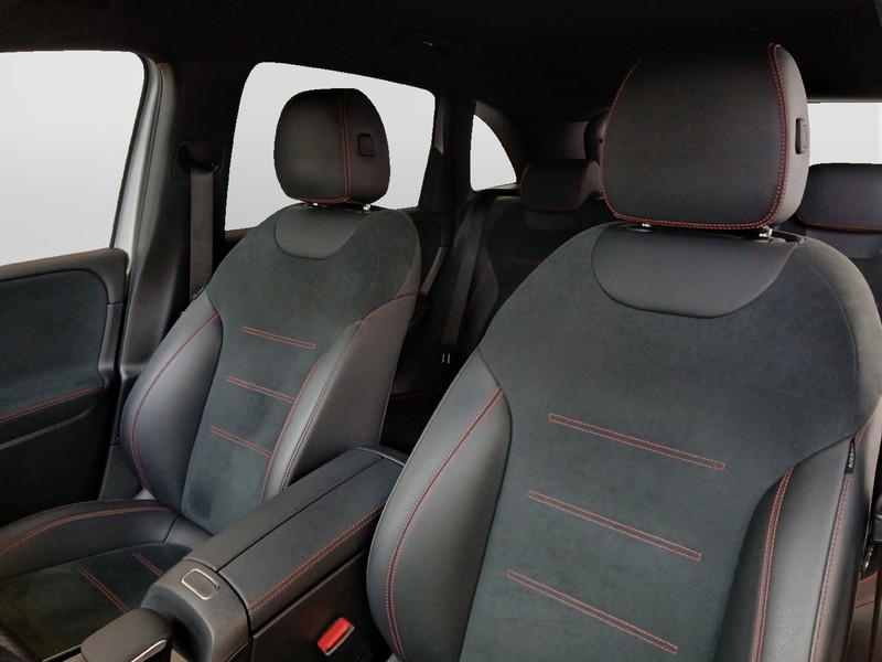7 - Mercedes Classe B 180 d premium 8g-dct